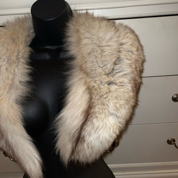 Vintage Authentic White Fox Fur Collar/ Wrap Scarf - Picture 2 of 8